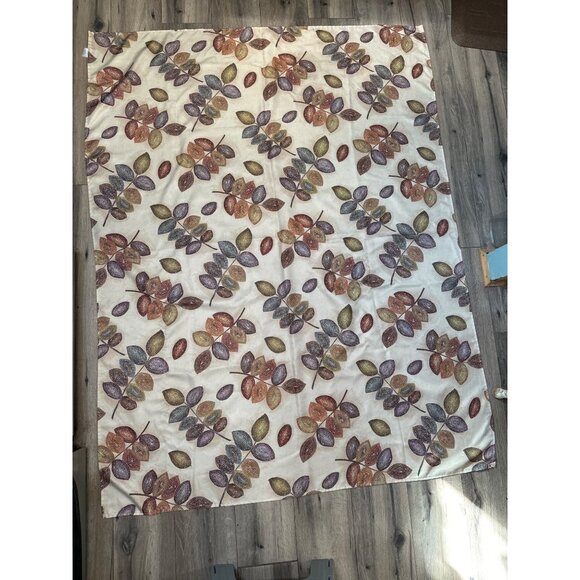 Croscill 69 x 52” Polyester Tablecloth Mosiac Leaf Leaves Pattern Multicolor - Picture 1 of 6